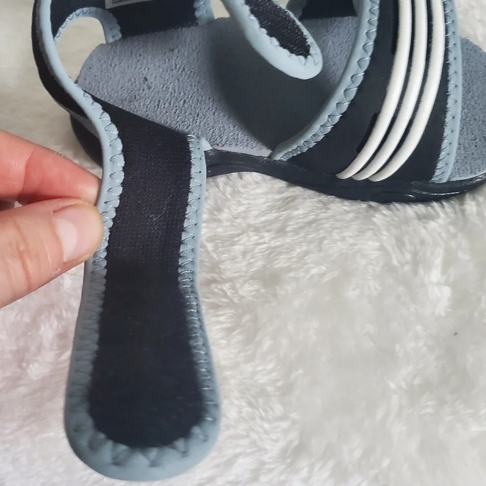 𝅺ADIDAS Akwah Black Blue White Velcro Sandals Infant/Toddler Size 5K